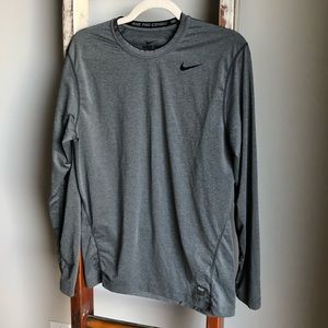 NIKE PRO COMBAT Dri-Fit Long-sleeve